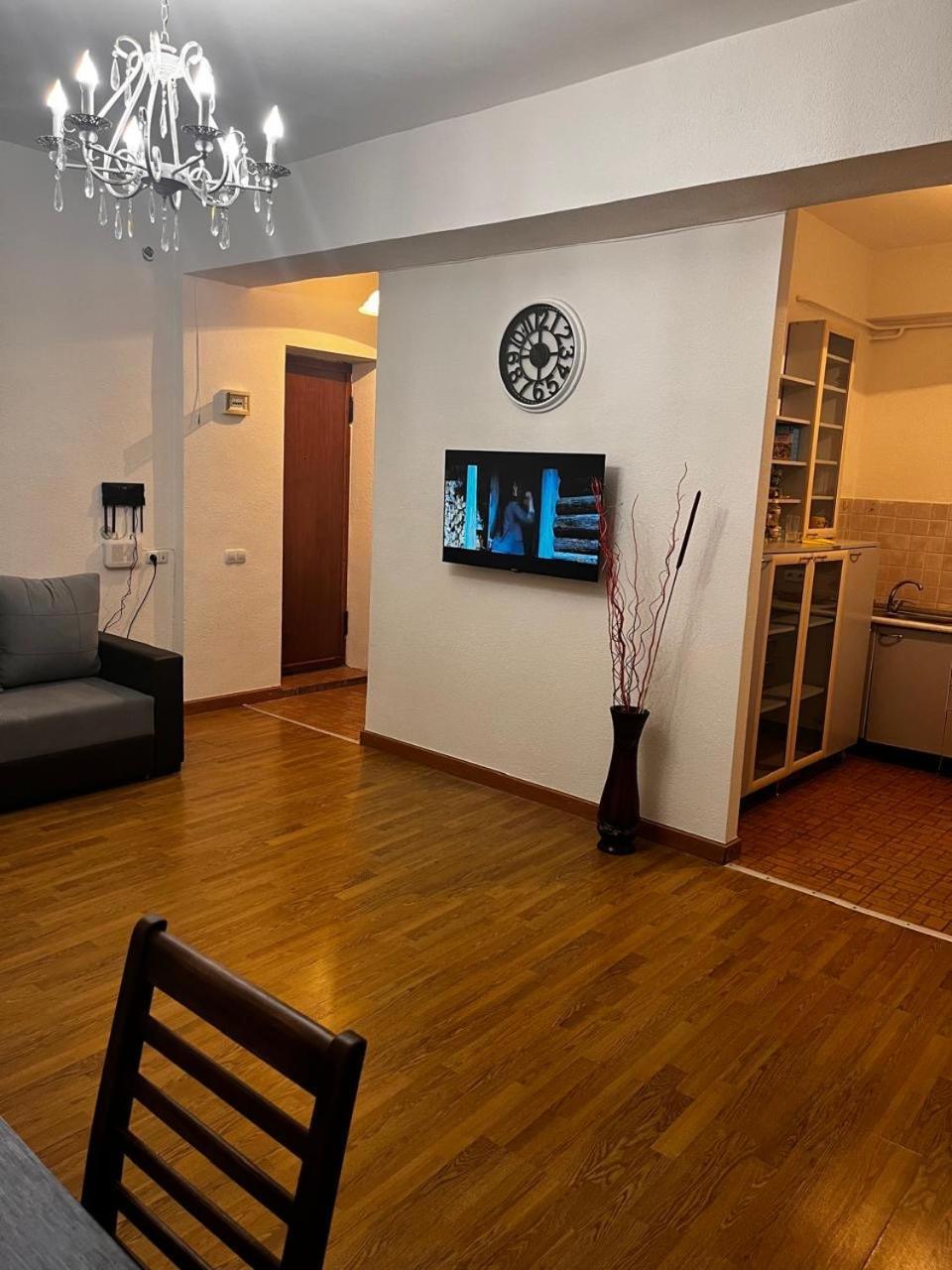 Komitas Apartement Yerevan Exterior photo
